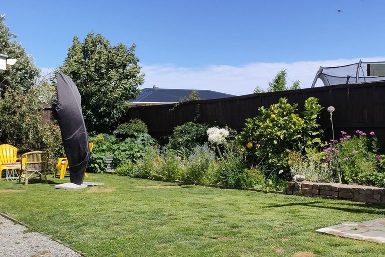 Photo of property in 3 Inwoods Road, Parklands, Christchurch, 8083