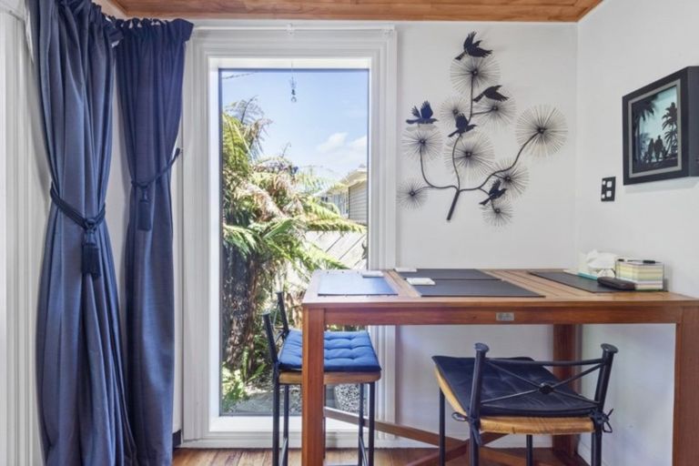 Photo of property in 4 Watts Crescent, Hamilton East, Hamilton, 3216