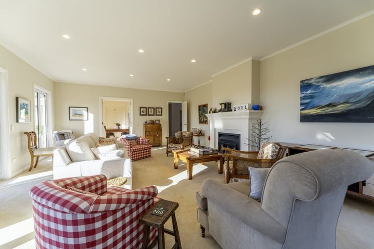 Photo of property in 351 Gleniti Road, Hadlow, Timaru, 7974