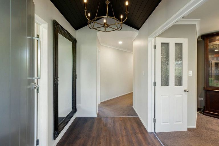 Photo of property in 7 Oaklands Drive, Cambridge, 3434