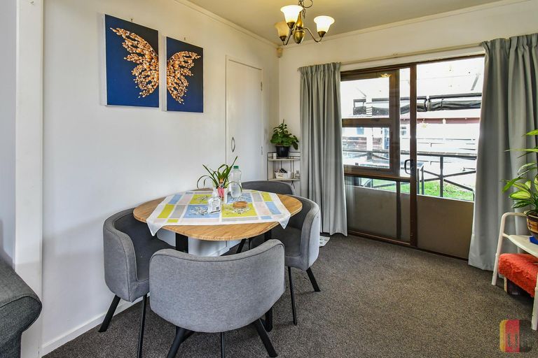 Photo of property in 36b South Street, Papakura, 2110