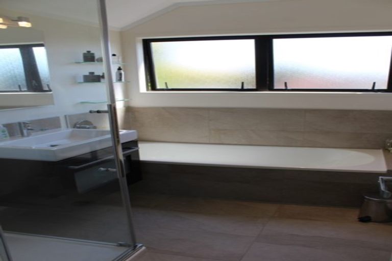 Photo of property in 4/15 Millhouse Drive, Northpark, Auckland, 2013