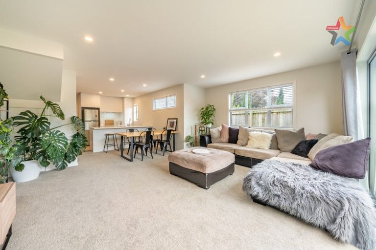 Photo of property in 9 Mcgrath Way, Taita, Lower Hutt, 5011