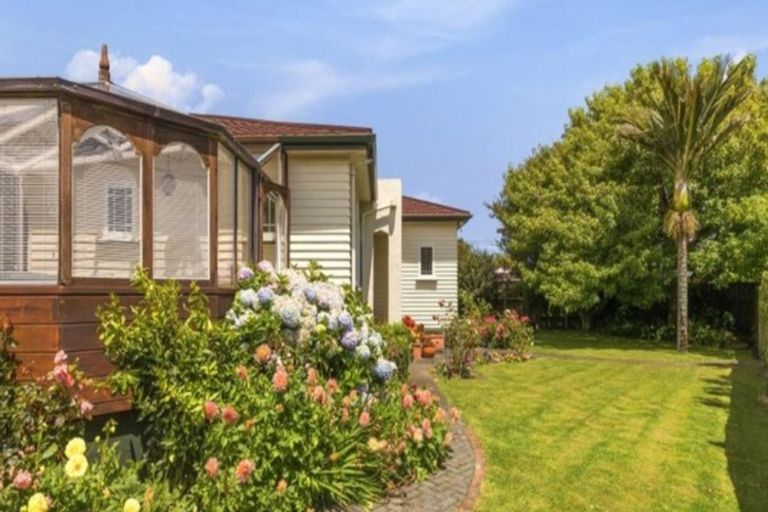 Photo of property in 2 Mahoe Street, Hutt Central, Lower Hutt, 5010