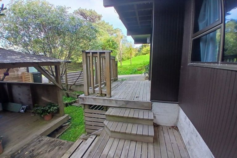 Photo of property in 3 Tree Top Lane, Paparangi, Wellington, 6037
