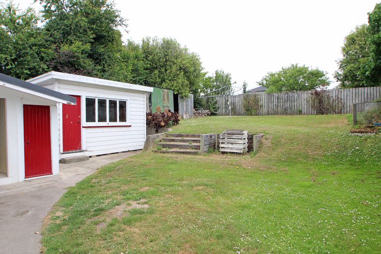 Photo of property in 16 Greta Street, South Hill, Oamaru, 9400