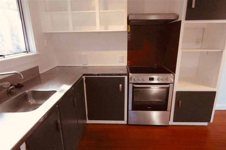 Photo of property in 73 Mill Road, Lower Vogeltown, New Plymouth, 4310