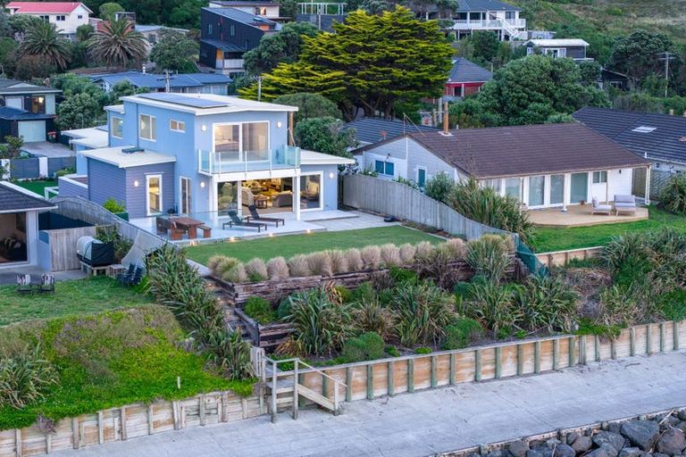 Photo of property in 96 The Esplanade, Raumati South, Paraparaumu, 5032