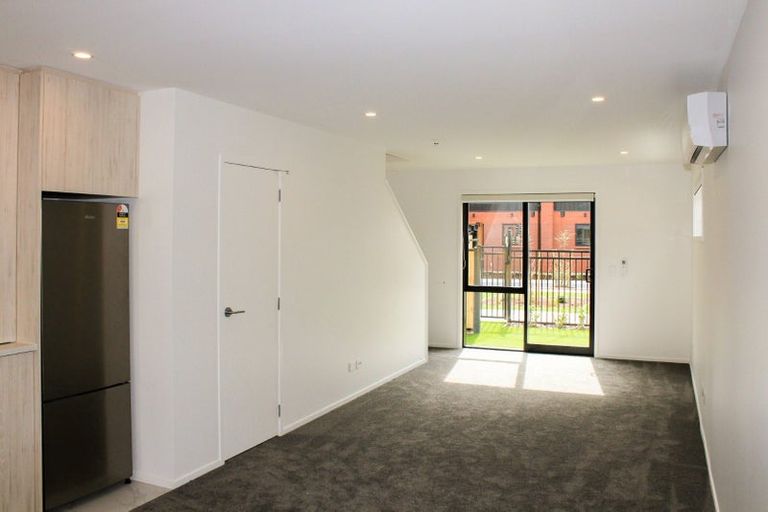 Photo of property in 2/12 Biddle Crescent, Taita, Lower Hutt, 5011