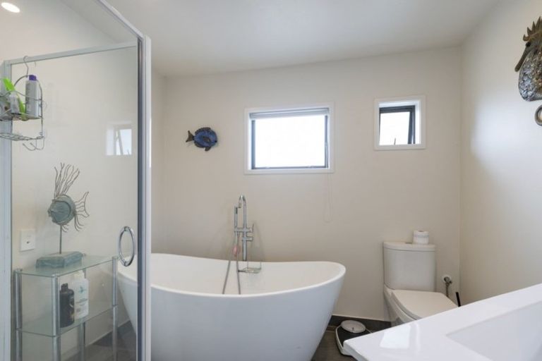 Photo of property in 1935 Cove Road, Mangawhai Heads, Kaiwaka, 0573