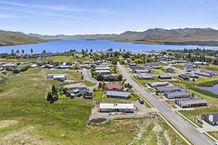 Photo of property in 20 Andrew Don Drive, Lake Tekapo, 7999