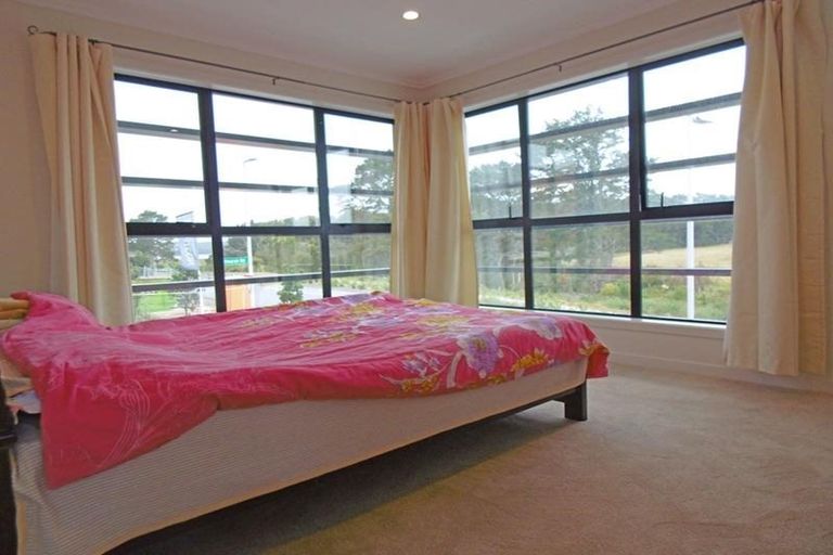 Photo of property in 2 Saltmarsh Road, Hobsonville, Auckland, 0616