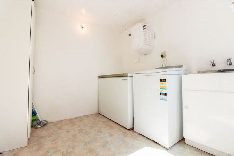 Photo of property in 14 Solway Street, Holmes Hill, Oamaru, 9401