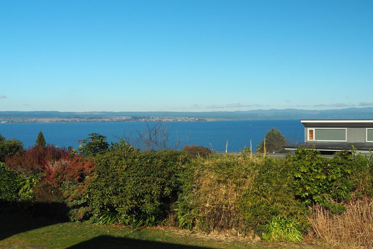Photo of property in 2/773 Acacia Bay Road, Acacia Bay, Taupo, 3330