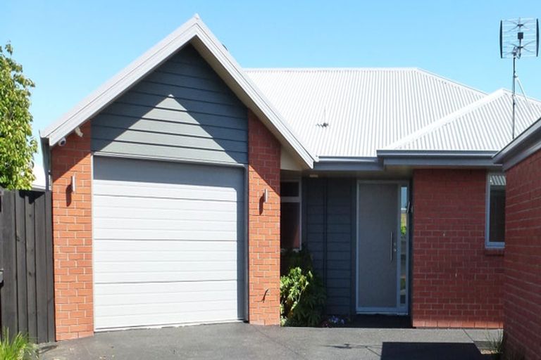 Photo of property in 49a Mcmahon Drive, Aidanfield, Christchurch, 8025