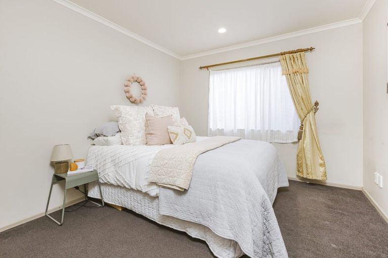 Photo of property in 10d Evans Road, Weymouth, Auckland, 2103