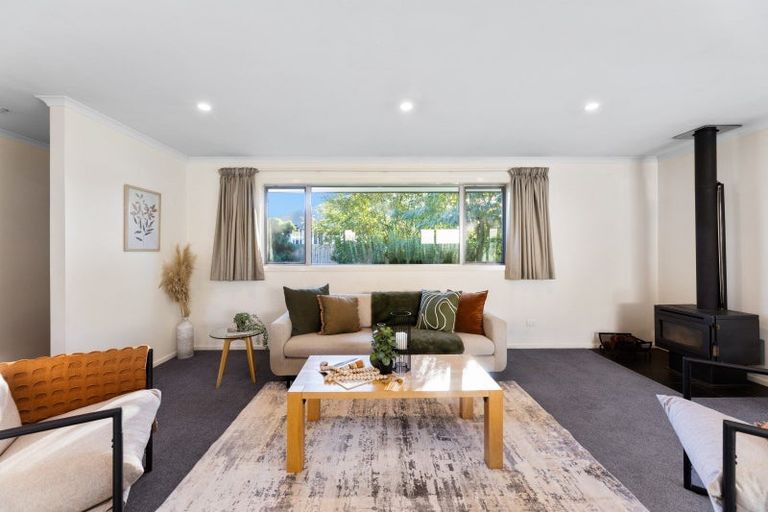 Photo of property in 17b Holdaway Street, Riversdale, Blenheim, 7201