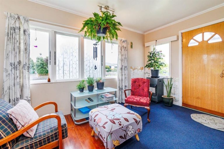 Photo of property in 41 Stewart Street, Marton, 4710