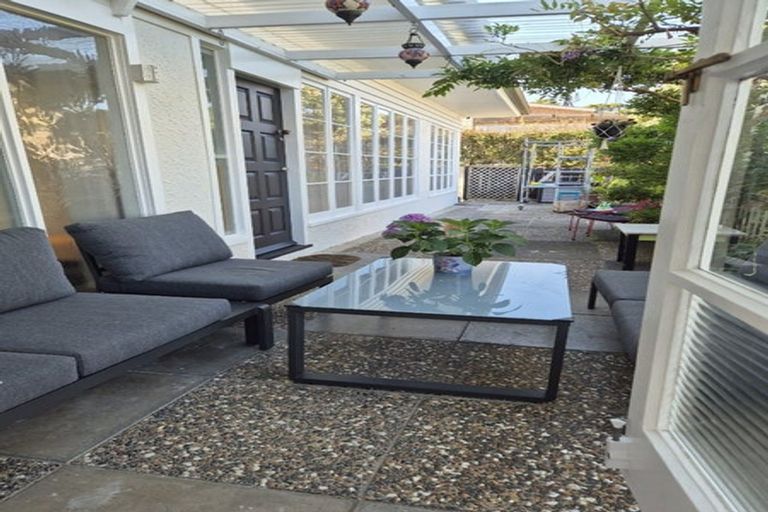 Photo of property in 17 Howe Street, Howick, Auckland, 2014