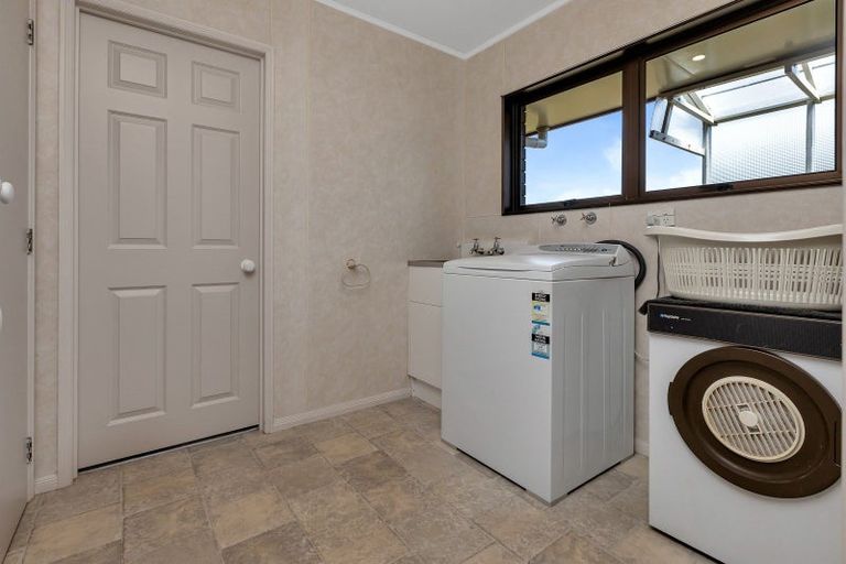 Photo of property in 70 Baylys Coast Road, Dargaville, 0377