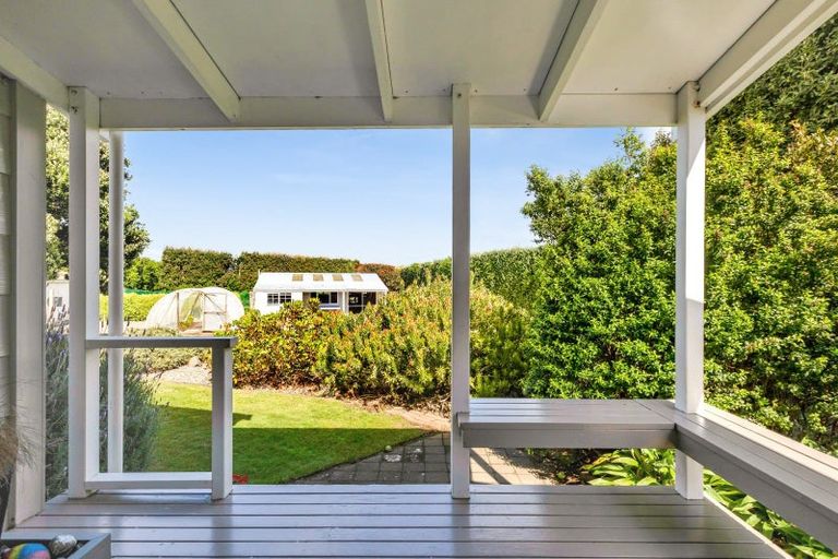 Photo of property in 183 Tasman Street, Opunake, 4616