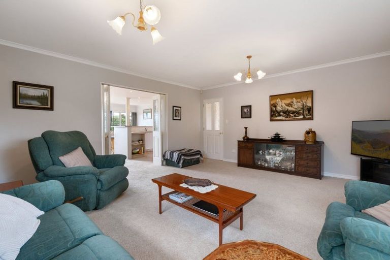 Photo of property in 28 Montego Drive, Papamoa Beach, Papamoa, 3118