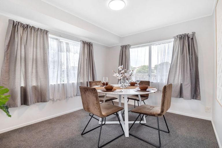 Photo of property in 1/24 Kennington Drive, Clendon Park, Auckland, 2103