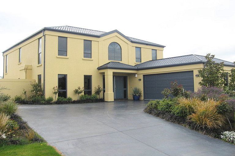 Photo of property in 5 Tullamore Place, Casebrook, Christchurch, 8051