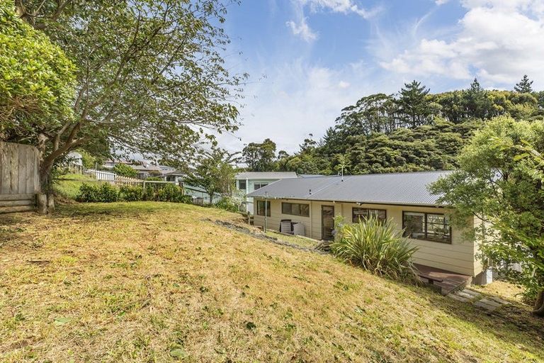 Photo of property in 68 Omapere Street, Whitby, Porirua, 5024