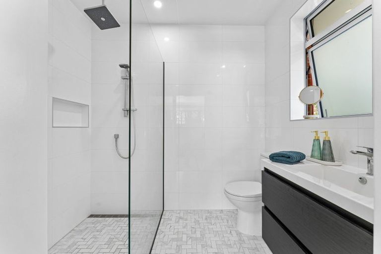 Photo of property in 13 Muriwai Drive, Whakatane, 3120