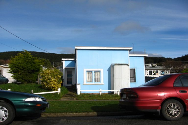 Photo of property in 140 Foyle Street, Bluff, 9814