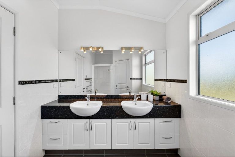 Photo of property in 22a White Street, Taradale, Napier, 4112