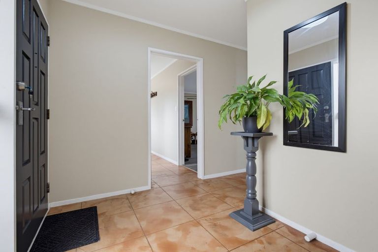 Photo of property in 1 Te Ana Place, Lynmore, Rotorua, 3010