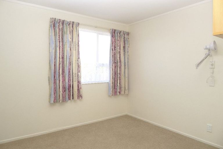 Photo of property in 1/17 Anaru Street, Raumati Beach, Paraparaumu, 5032