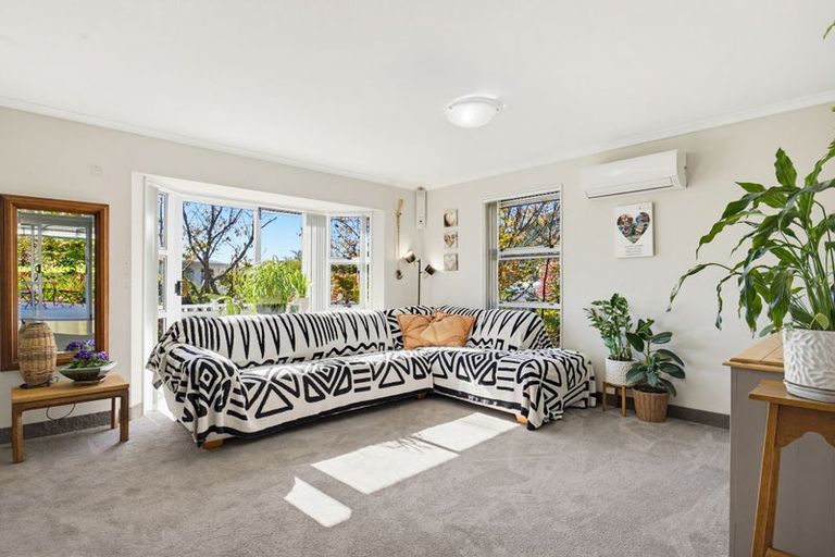Photo of property in 76 Moana View Road, Waikawa, Picton, 7220