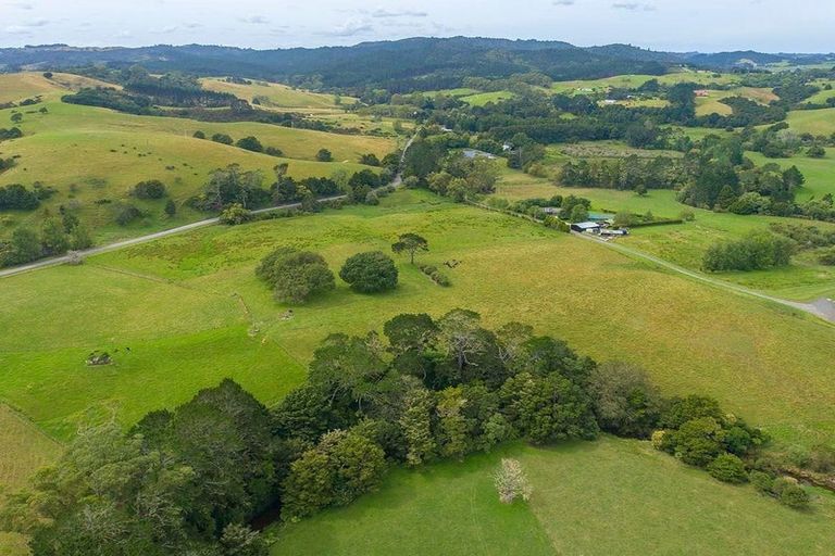 Photo of property in 88 Rapson Road, Kaukapakapa, 0871