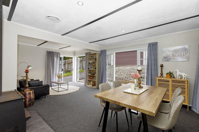 Photo of property in 81 Bird Grove, Stokes Valley, Lower Hutt, 5019