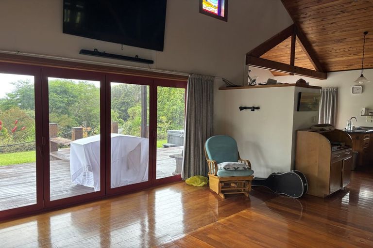 Photo of property in 19 Haile Lane, Pohara, Takaka, 7183