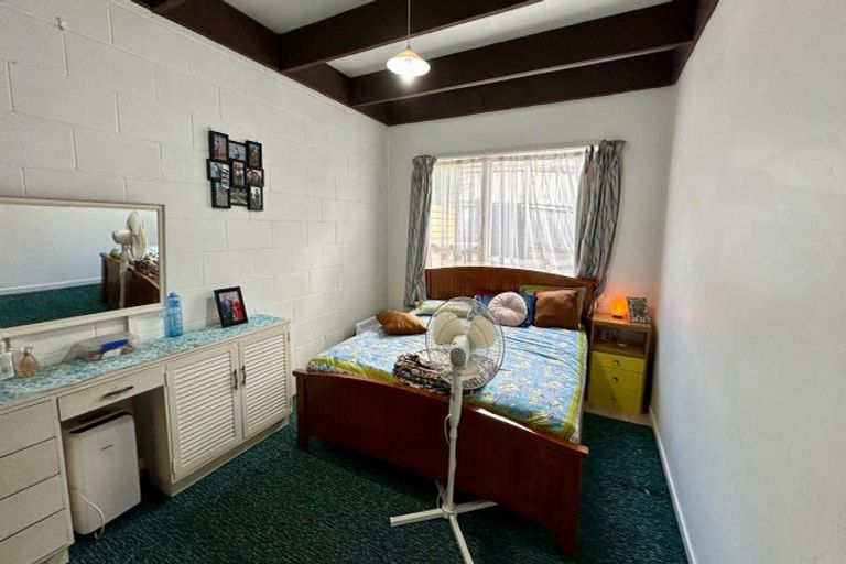 Photo of property in 3/289 Swanson Road, Ranui, Auckland, 0612