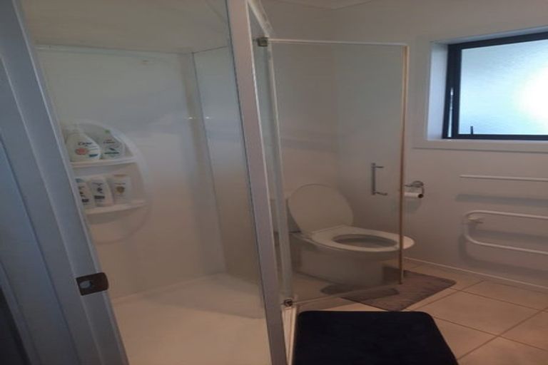 Photo of property in 14/64 Kawaha Point Road, Kawaha Point, Rotorua, 3010