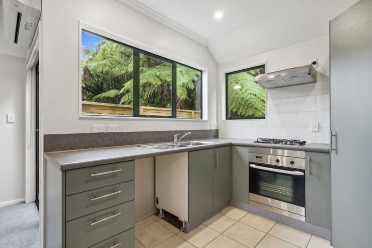 Photo of property in 41 Futuna Close, Karori, Wellington, 6012