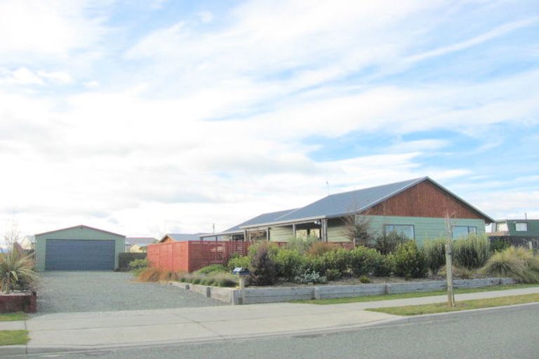 Photo of property in 104 Govan Drive, Te Anau, 9600