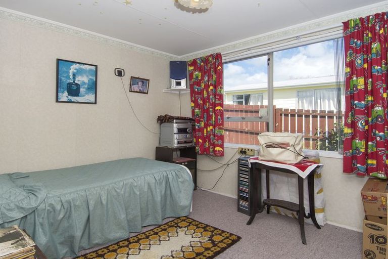 Photo of property in 8 Dingadee Street, Welcome Bay, Tauranga, 3112