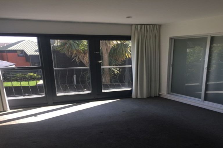 Photo of property in 4/16 Kilmarnock Street, Riccarton, Christchurch, 8011