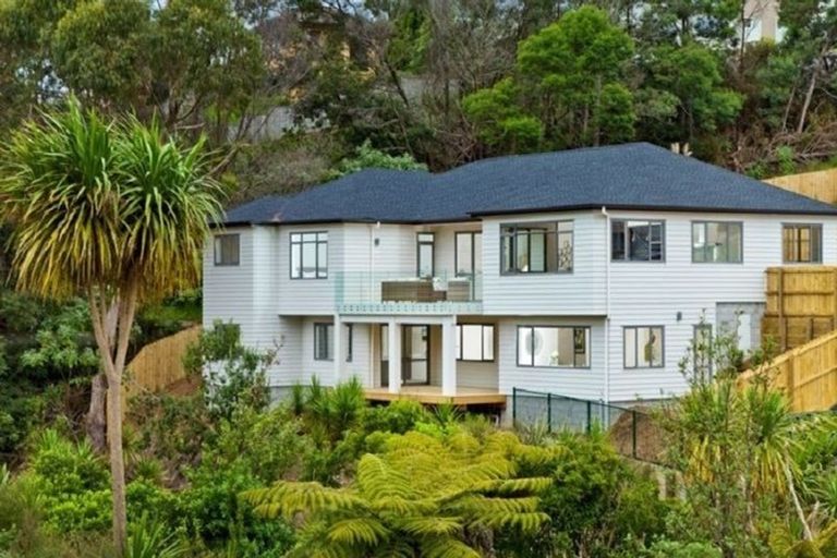 Photo of property in 106 Admirals Court Drive, Greenhithe, Auckland, 0632
