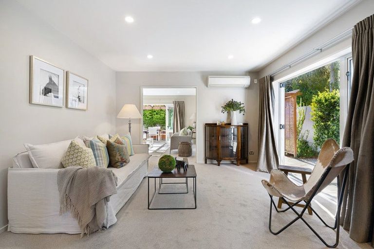 Photo of property in 165 Blighs Road, Strowan, Christchurch, 8052