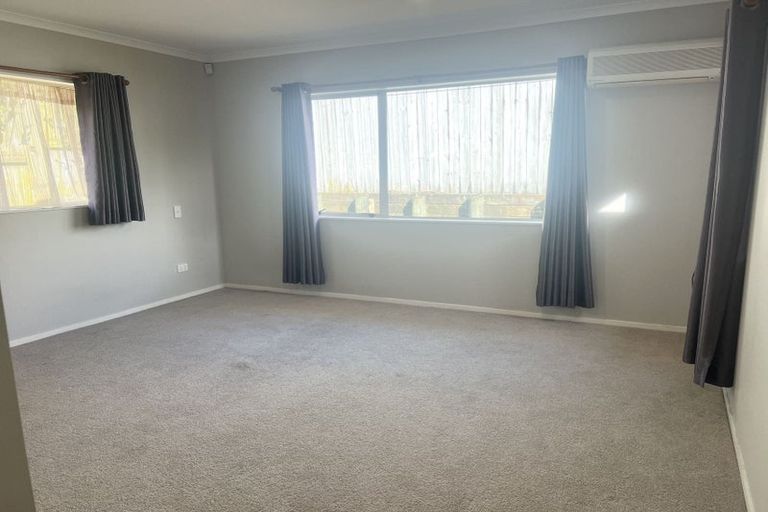Photo of property in 42 Raphoe Road, Flat Bush, Auckland, 2019