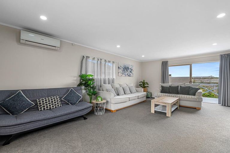 Photo of property in 19 Barraud Place, Pukehangi, Rotorua, 3015