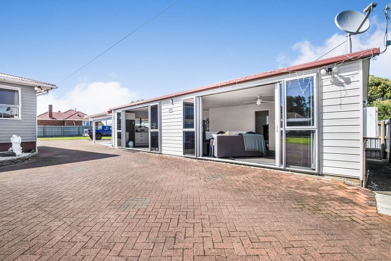 Photo of property in 85 Otara Road, Otara, Auckland, 2023
