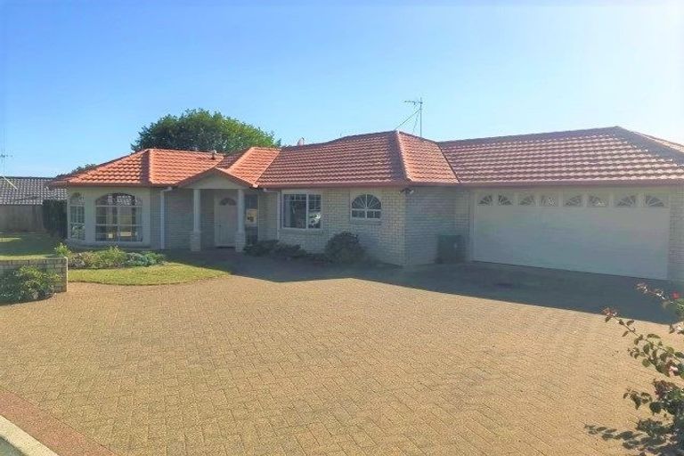 Photo of property in 9 Stableford Drive, Pyes Pa, Tauranga, 3112